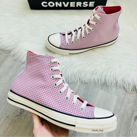 NWT Converse Chuck Taylor All Star Checkered Women’s Shoes - Picture 1 of 7
